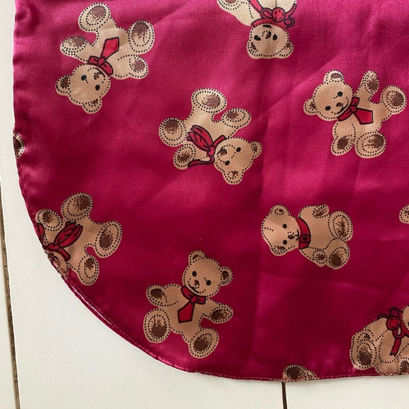 New Golden Dragon Silk Nightshirt - Picture 14 of 15